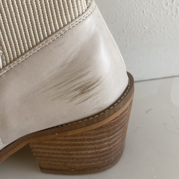 Dolce Vita cream faux leather boots side zip stack heel western  7 1/2 - Picture 8 of 16